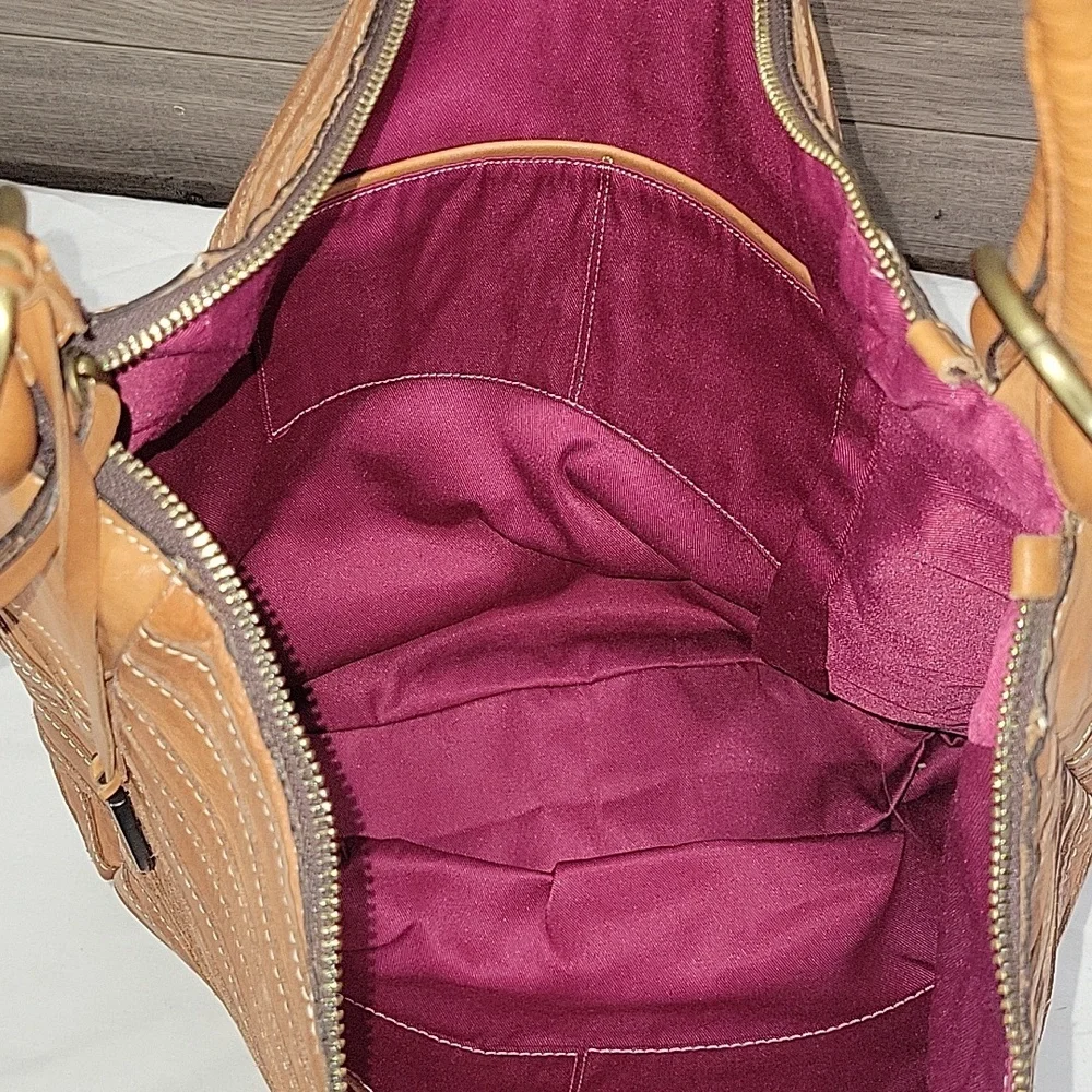 Large IL Duca  Tan Leather Hobo Bag - Classic Everyday Shoulder Bag